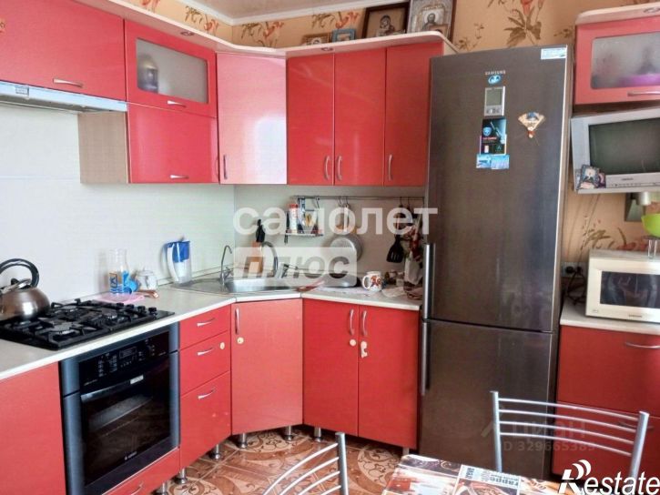 3-комн квартира ул 40 лет Октября, 47,  д. 47