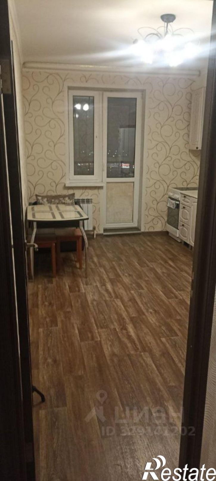 1-комн квартира ул Хренникова, 3,  д. 3
