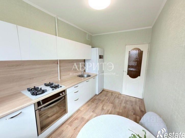 3-комн квартира ул Космонавтов, 23,  д. 23