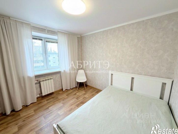 3-комн квартира ул Космонавтов, 23,  д. 23