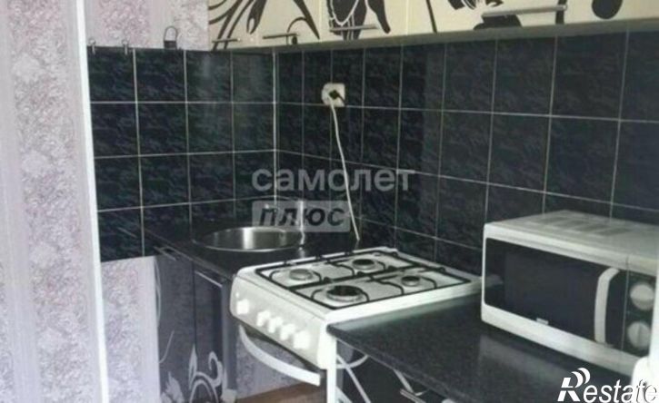 2-комн квартира улица Папина, 8,  д. 8