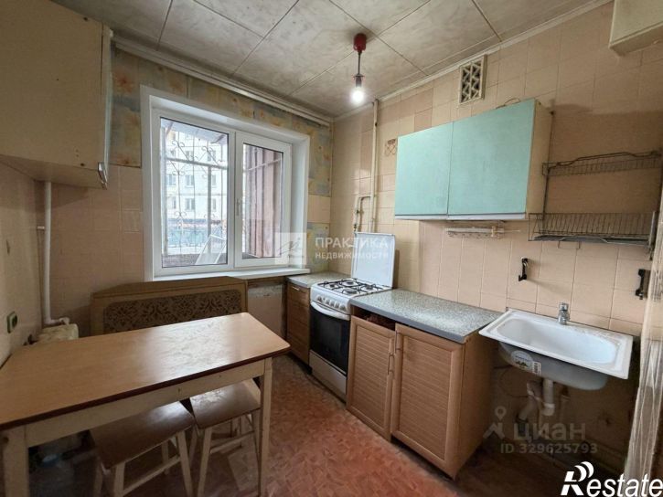 3-комн квартира проспект Победы, 12,  д. 12
