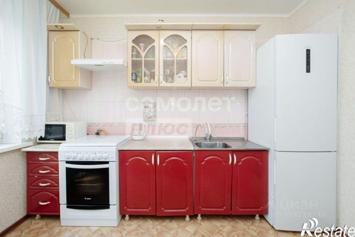3-комн квартира ул Ульяны Громовой, 7,  д. 7