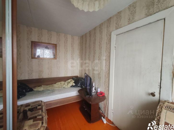 2-комн квартира ул Космонавтов, 32,  д. 32