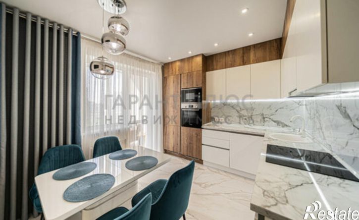 3-комн квартира проспект Победы, 103,  д. 103