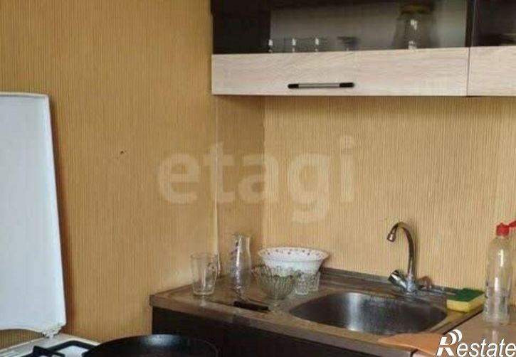 3-комн квартира ул Свиридова И.В., 3,  д. 3