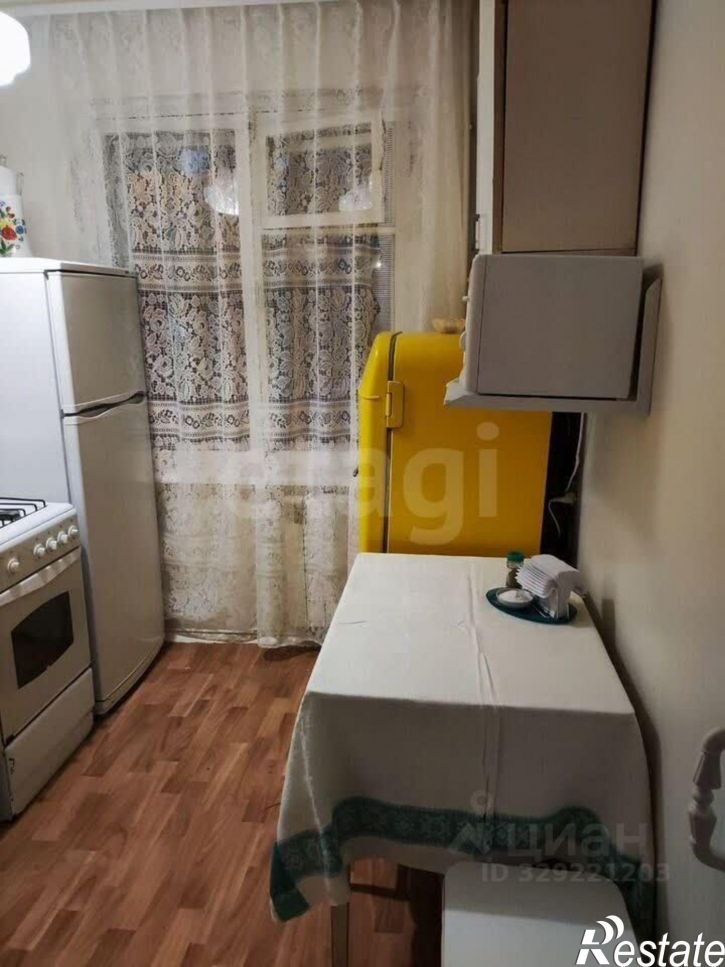 4-комн квартира улица Жуковского, 10,  д. 10