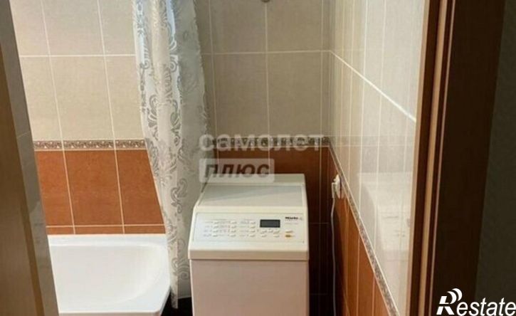 2-комн квартира улица Валентины Терешковой, 13Б,  д. 13Б