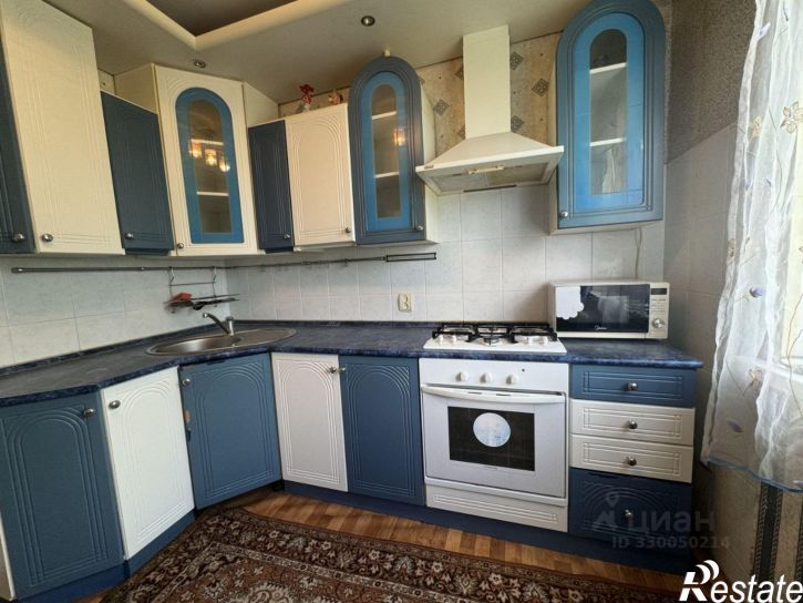 2-комн квартира улица Энергостроителей, 16,  д. 16