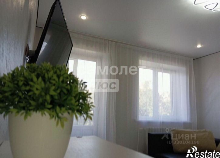 2-комн квартира проспект Победы, 103,  д. 103