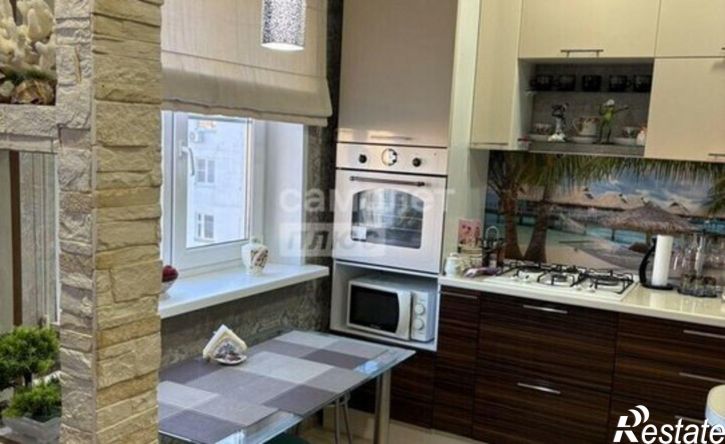 2-комн квартира ул Имени Шуминского С.Л., 3,  д. 3