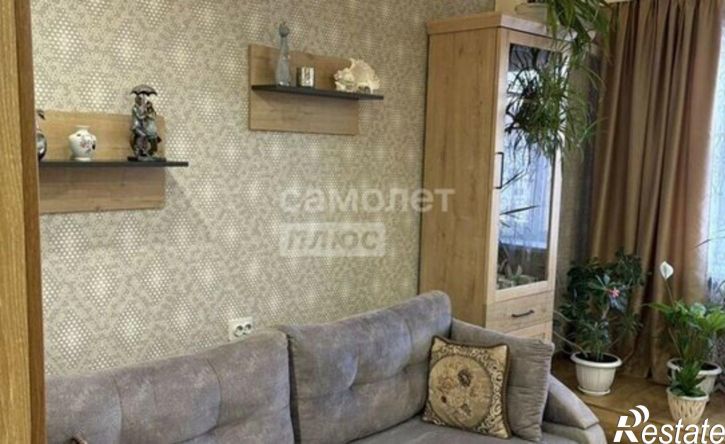 2-комн квартира ул Имени Шуминского С.Л., 3,  д. 3