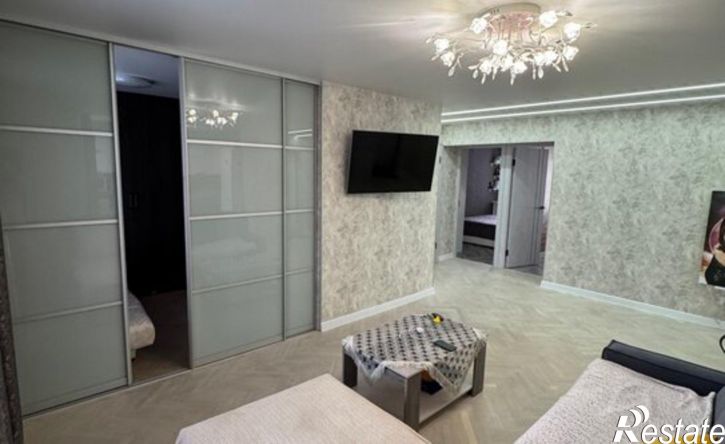 4-комн квартира ул М.Горького, 17,  д. 17