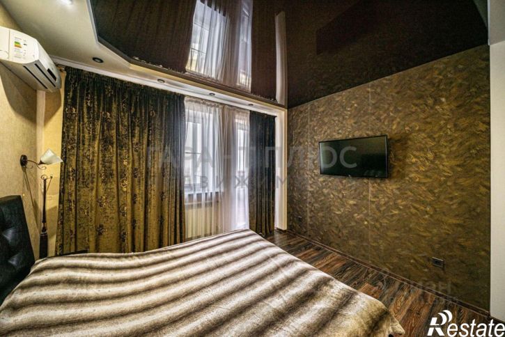 2-комн квартира проспект Победы, 103,  д. 103