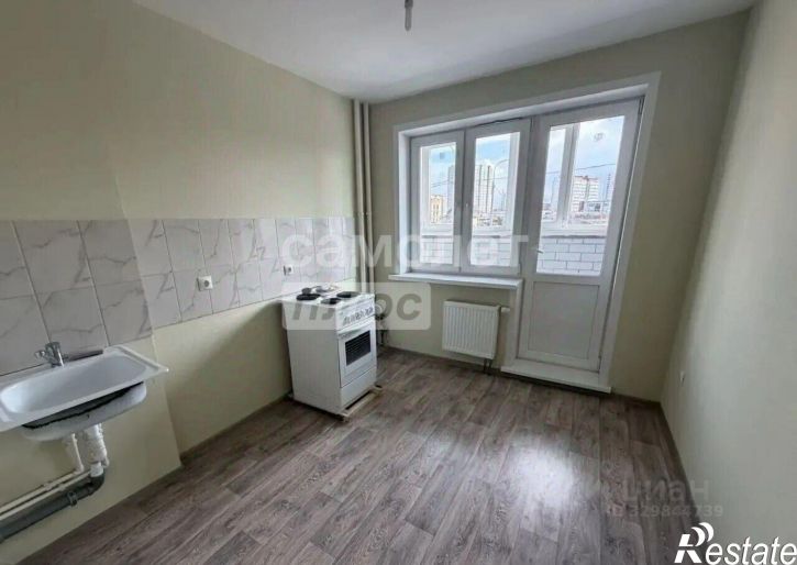 2-комн квартира ул Дмитрия Фурсова, 3а,  д. 3а