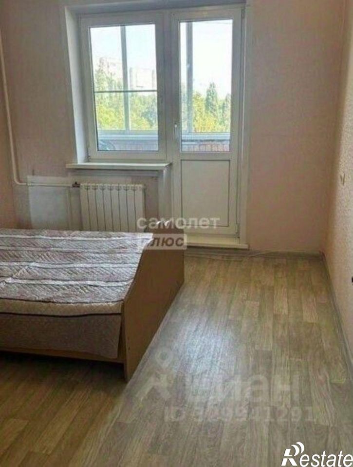 3-комн квартира мкр 15-й, 35,  д. 35