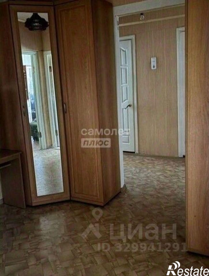 3-комн квартира мкр 15-й, 35,  д. 35