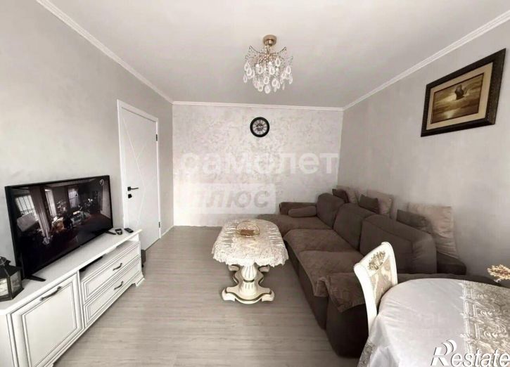2-комн квартира ул Леонтия Кривенкова, 37,  д. 37