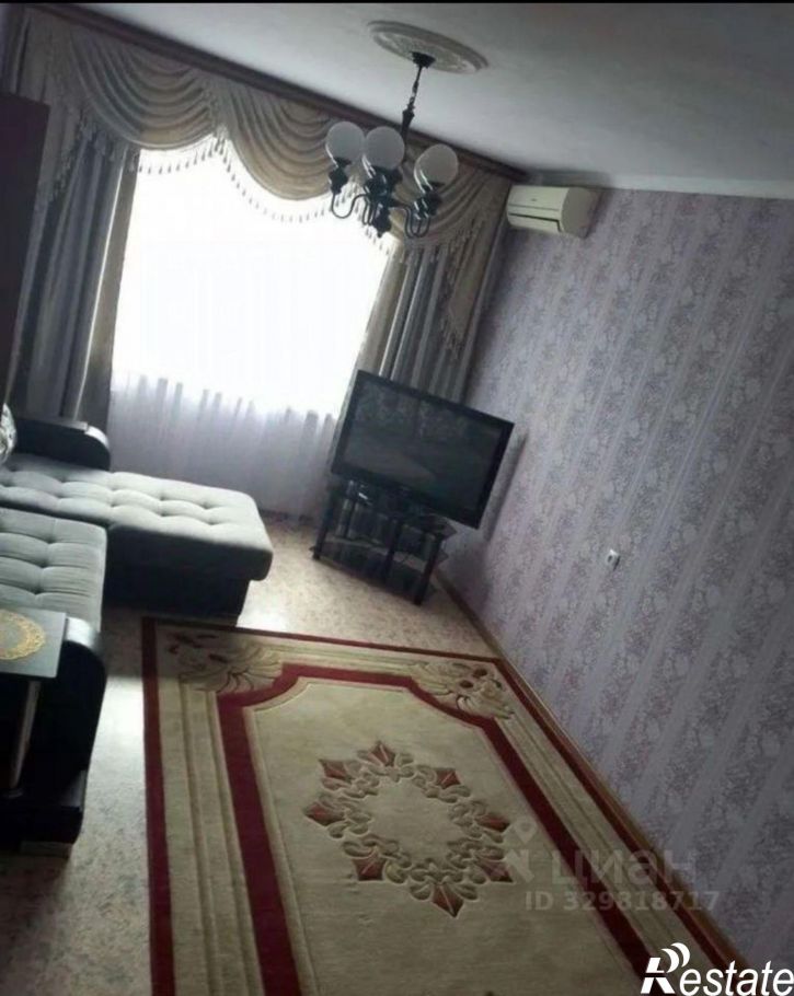 2-комн квартира улица Папина, 8,  д. 8