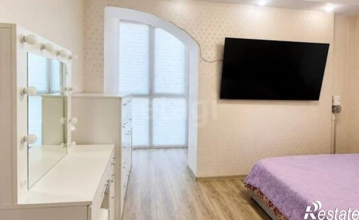3-комн квартира ул Свиридова И.В., 6,  д. 6