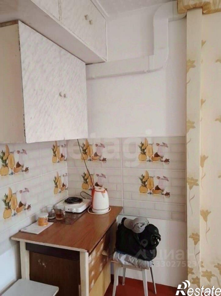 Комната Осенний пр-д, 12,  д. 12