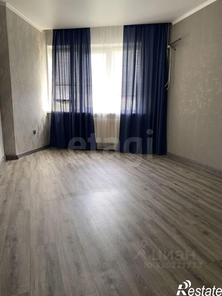 3-комн квартира пр-кт Победы, 27,  д. 27