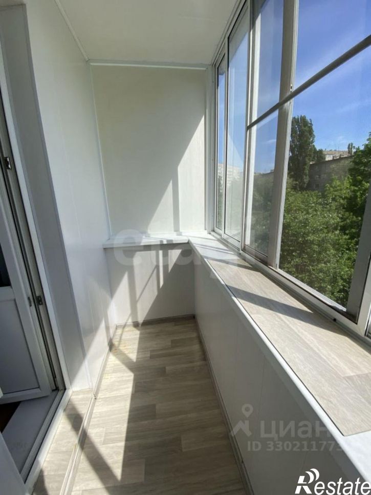 3-комн квартира пр-кт Победы, 27,  д. 27
