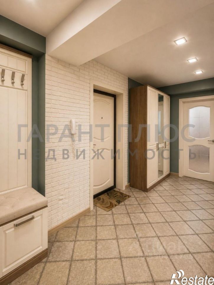 2-комн квартира ул Хренникова, 1,  д. 1