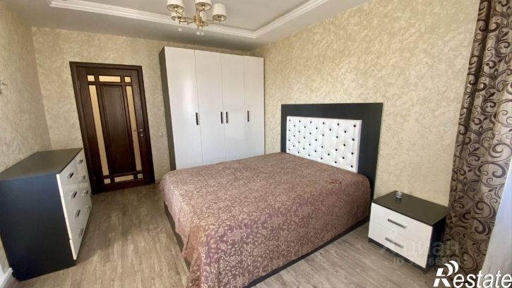 2-комн квартира улица Свиридова, 19,  д. 19