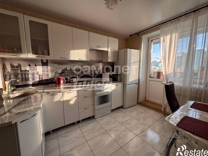 2-комн квартира улица Замятина, 4Б,  д. 4Б