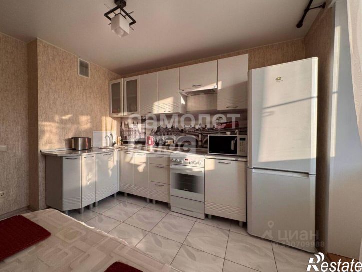 2-комн квартира улица Замятина, 4Б,  д. 4Б