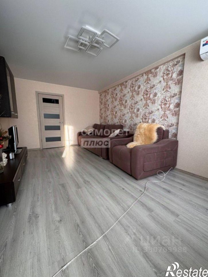 2-комн квартира улица Замятина, 4Б,  д. 4Б