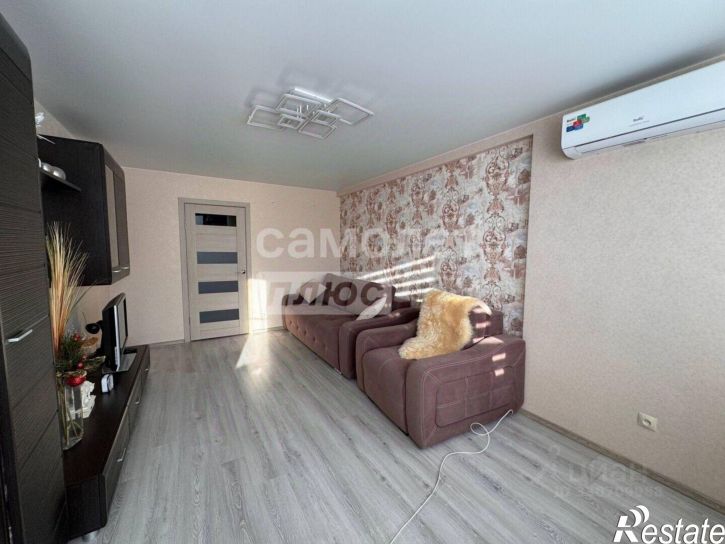2-комн квартира улица Замятина, 4Б,  д. 4Б