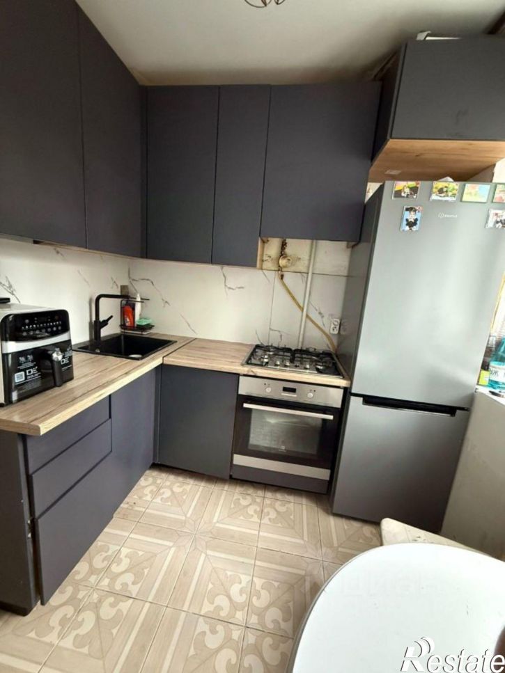 3-комн квартира улица Папина, 23,  д. 23