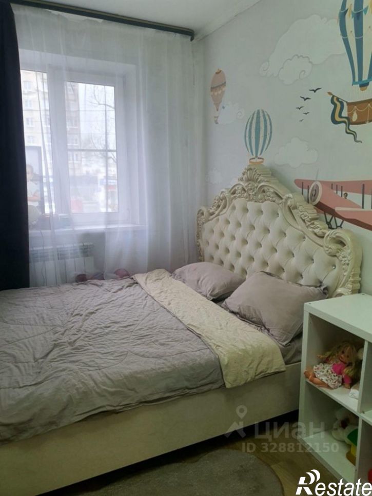 3-комн квартира улица Папина, 23,  д. 23