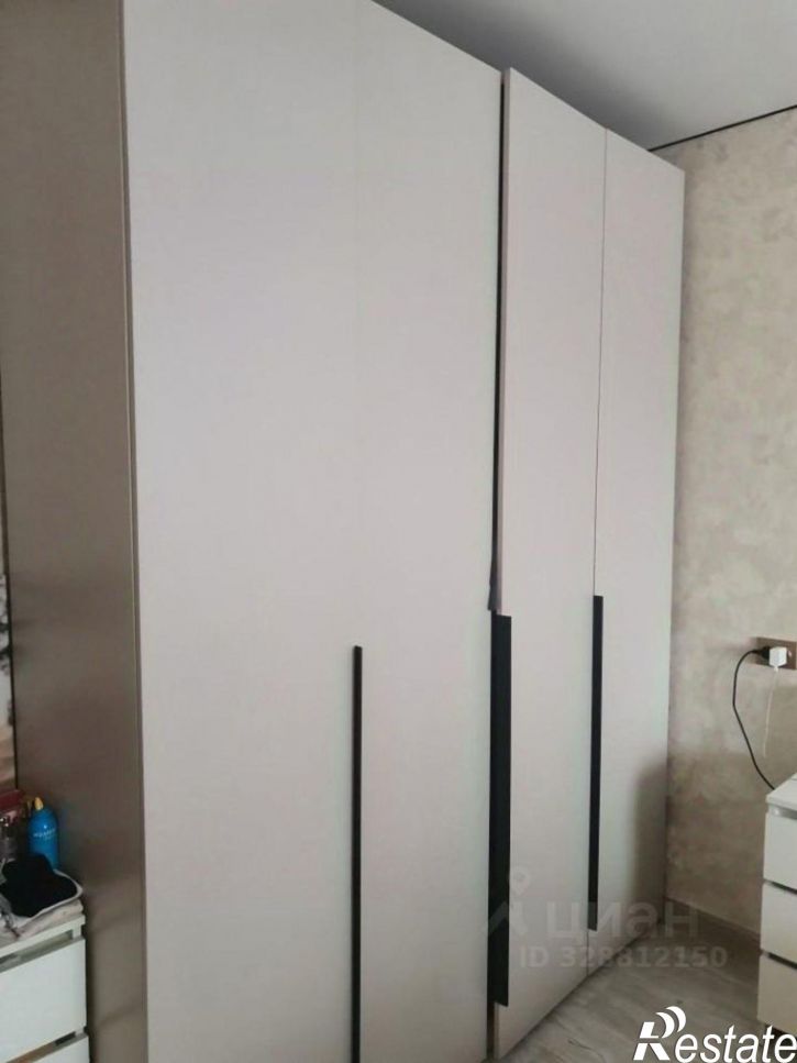3-комн квартира улица Папина, 23,  д. 23