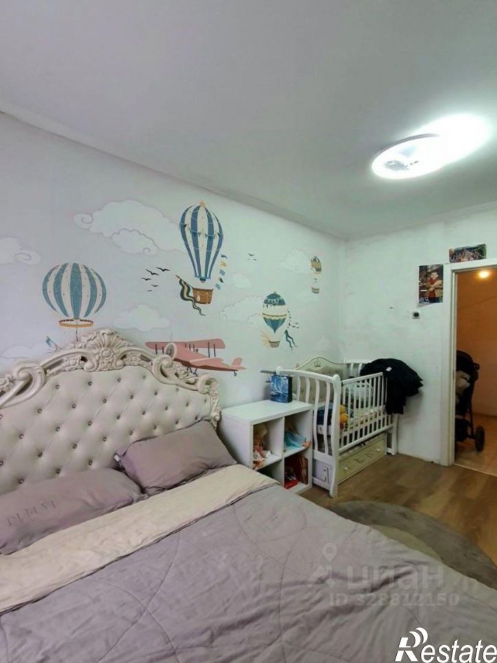 3-комн квартира улица Папина, 23,  д. 23