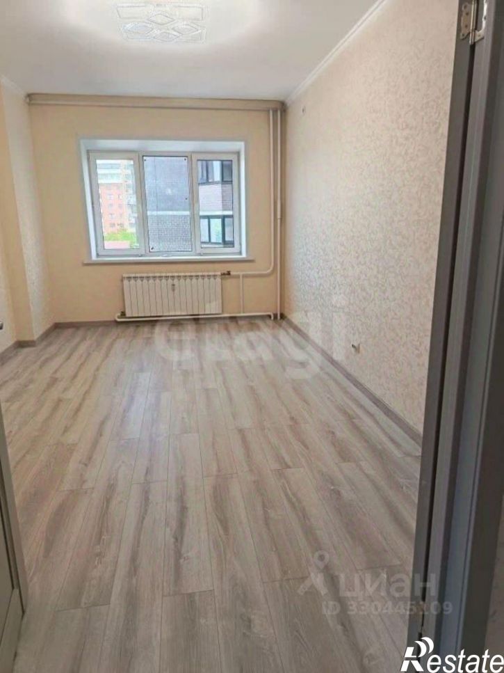 3-комн квартира Московская улица, 159 к2,  д. 159 к2