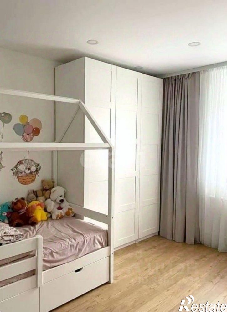 4-комн квартира улица Фрунзе, 15,  д. 15