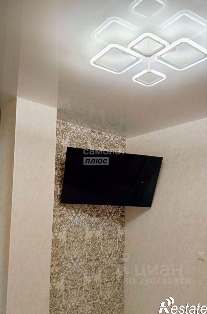 2-комн квартира ул Свиридова И.В., 6,  д. 6