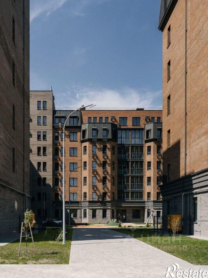 3-комн квартира в новом доме улица Железнякова, 10,  д. 10