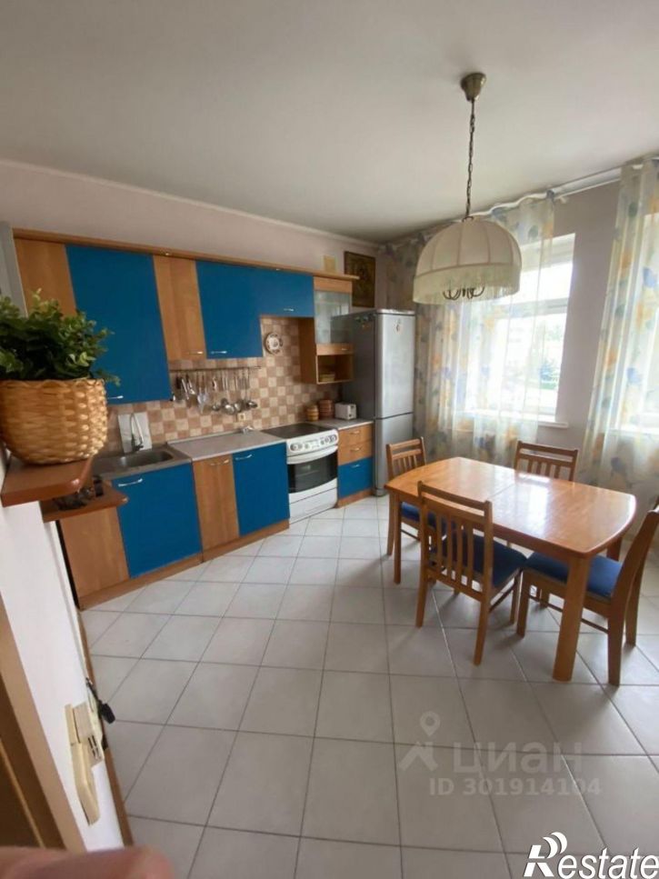 2-комн квартира улица Валентины Терешковой, 13Б,  д. 13Б