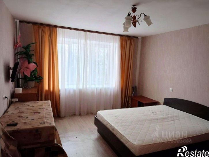 1-комн квартира улица Меркулова, 9,  д. 9