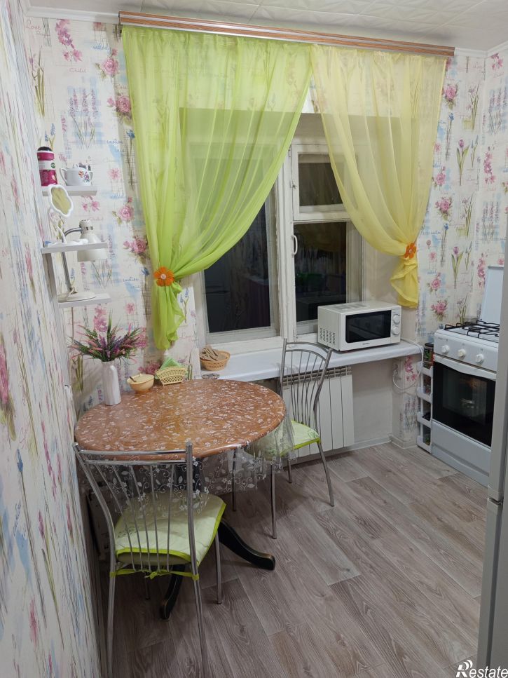 1-комн квартира папина, 23/2