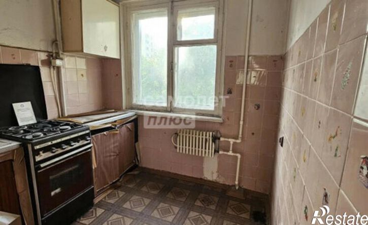 3-комн квартира проспект Победы, 12,  д. 12