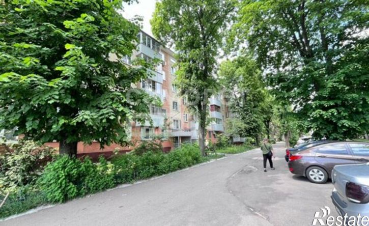 2-комн квартира улица Германа Титова, 6/3,  д. 6/3