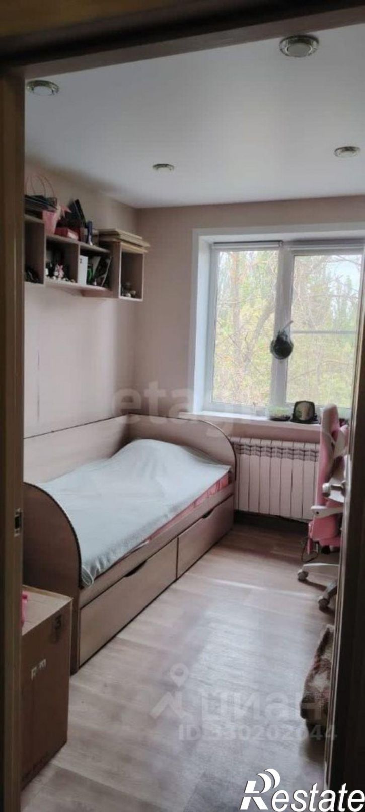 4-комн квартира ул Звездная, 8,  д. 8
