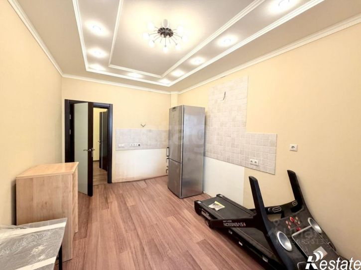 3-комн квартира ул Бунина, 15,  д. 15