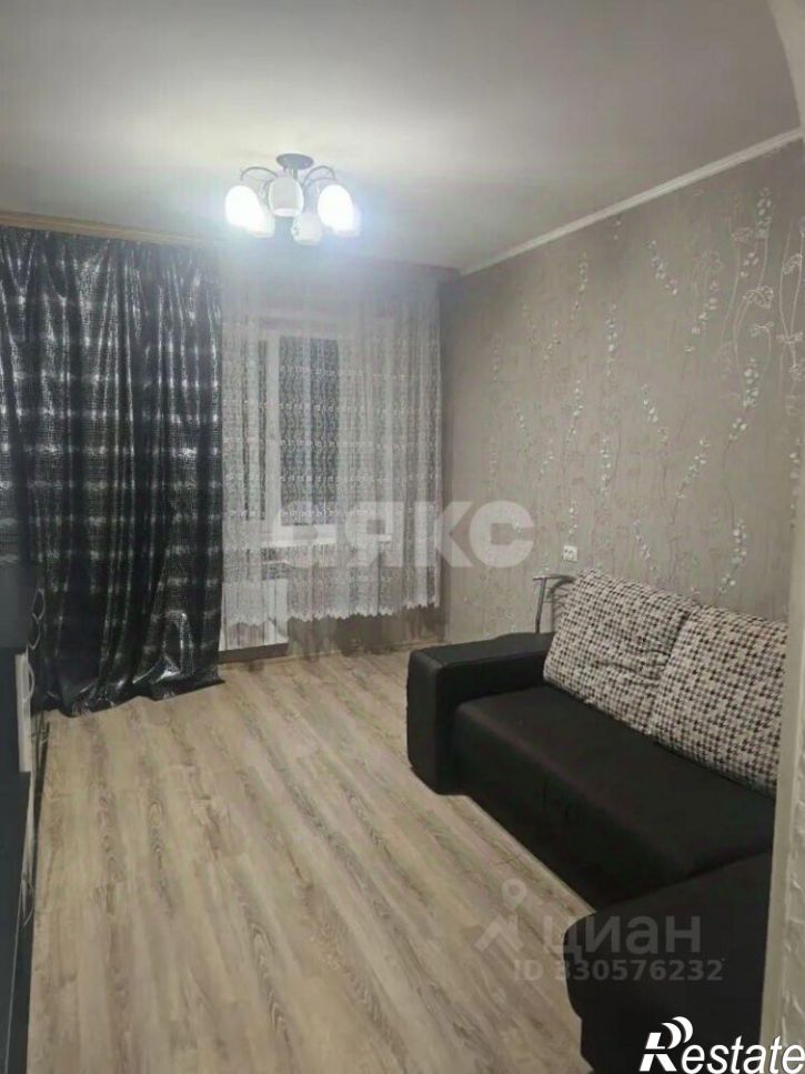 1-комн квартира улица А. Г. Стаханова, 28,  д. 28