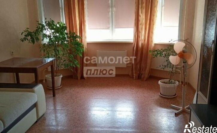 2-комн квартира улица Свиридова, 7,  д. 7